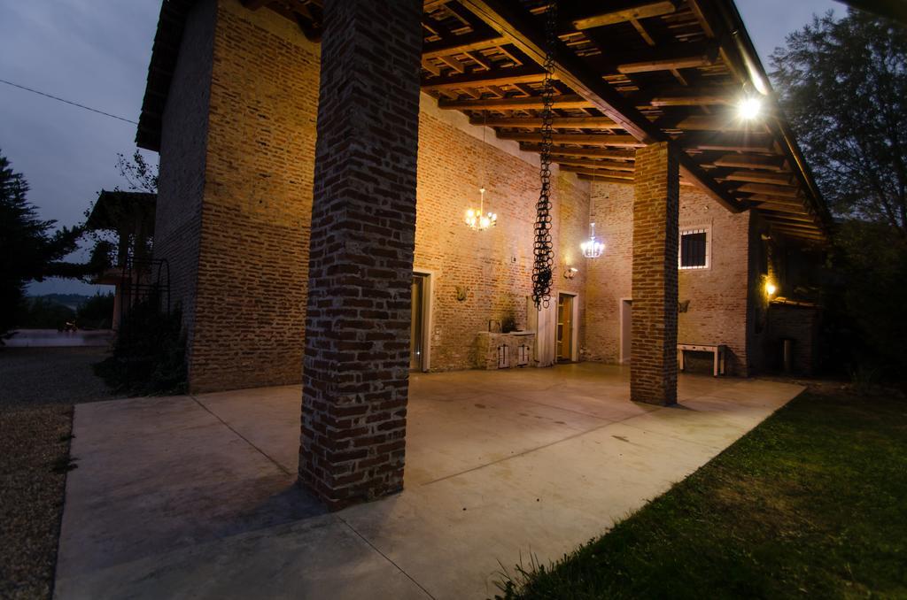 Il Riposo Panzió San Damiano dʼAsti Kültér fotó